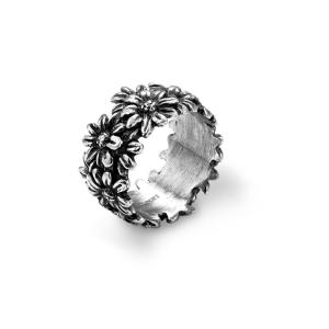 DAISIES BAND RING